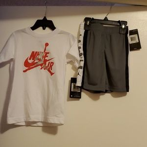NWT: NIKE Air Jordan Bundle
